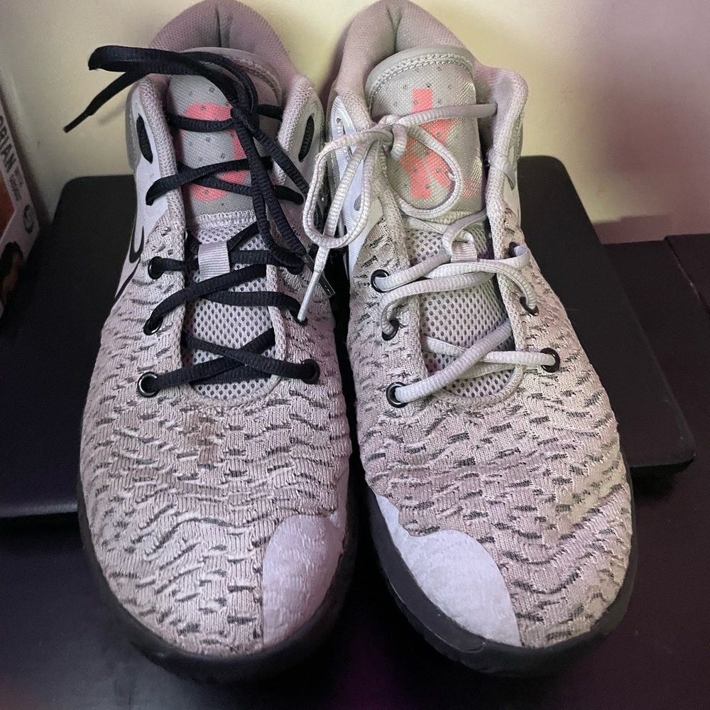 Kd basketball shoes